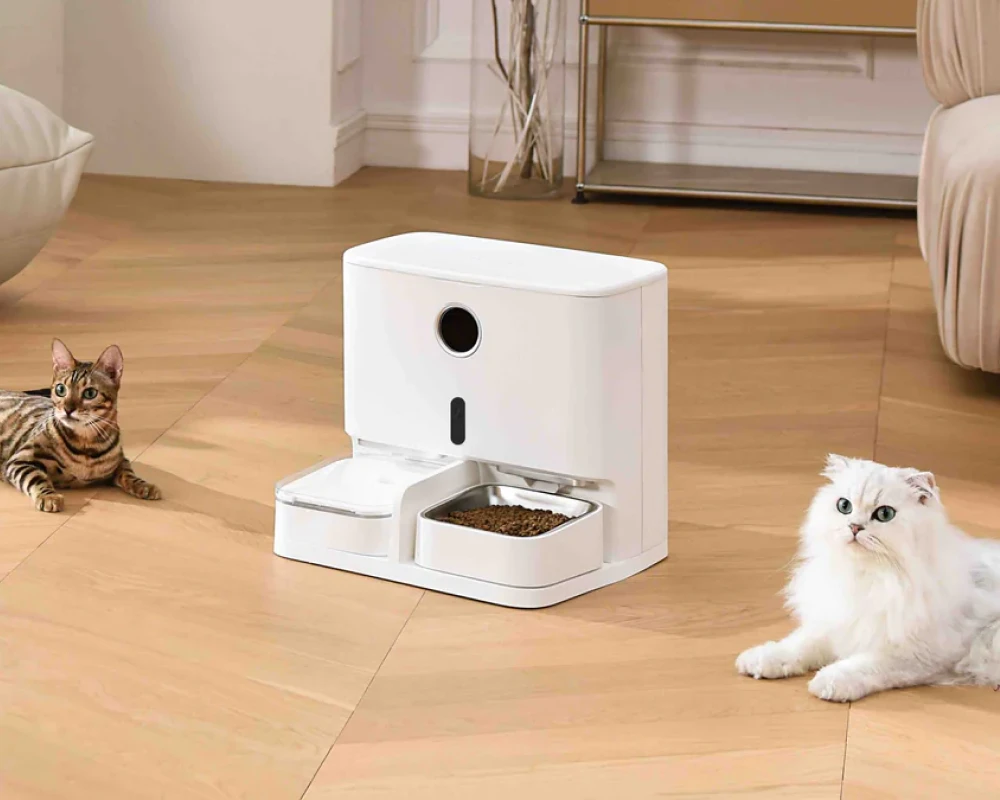 automatic pet feeder